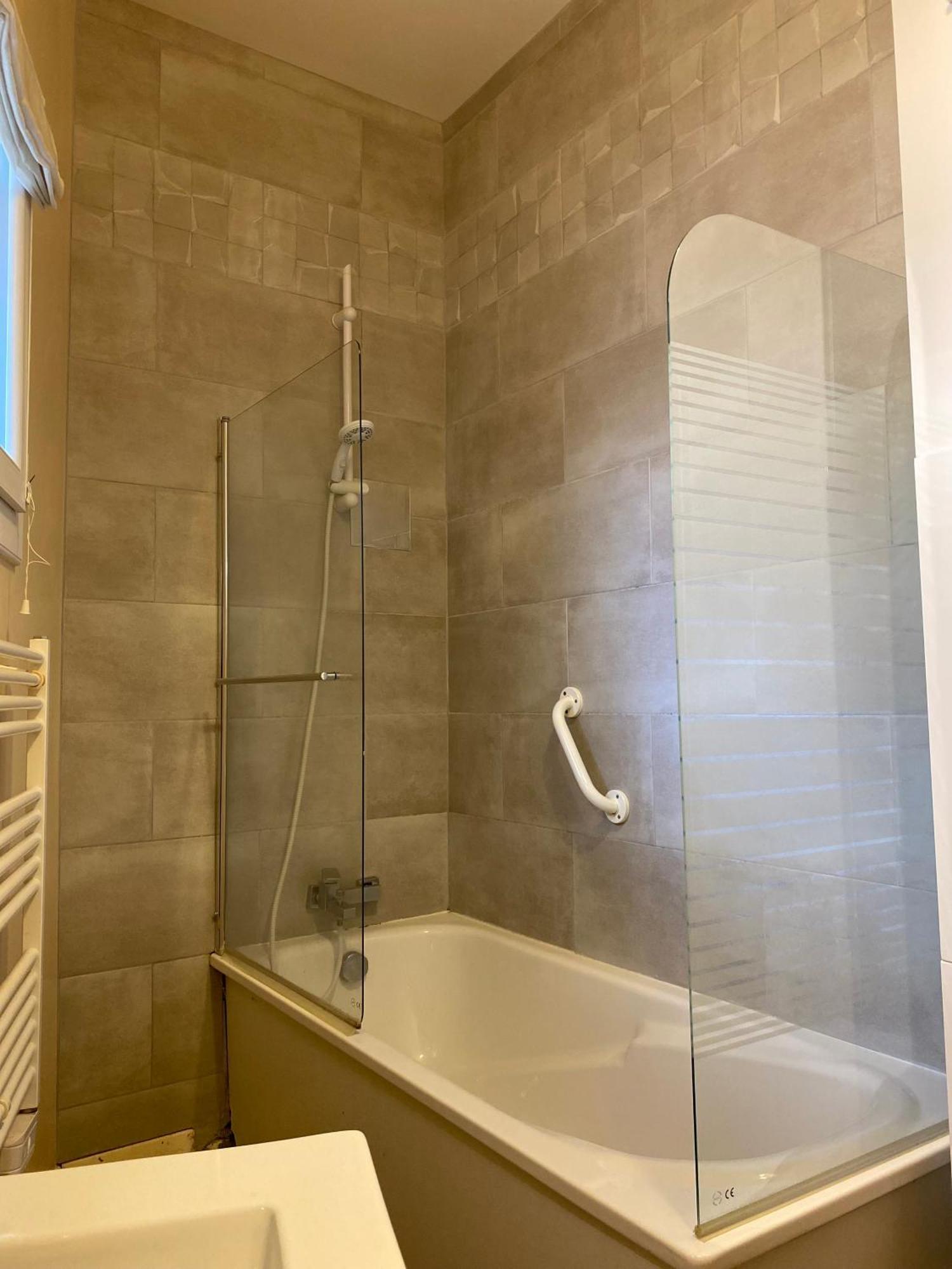 Appartement Coeur Centre Ville نويون المظهر الخارجي الصورة