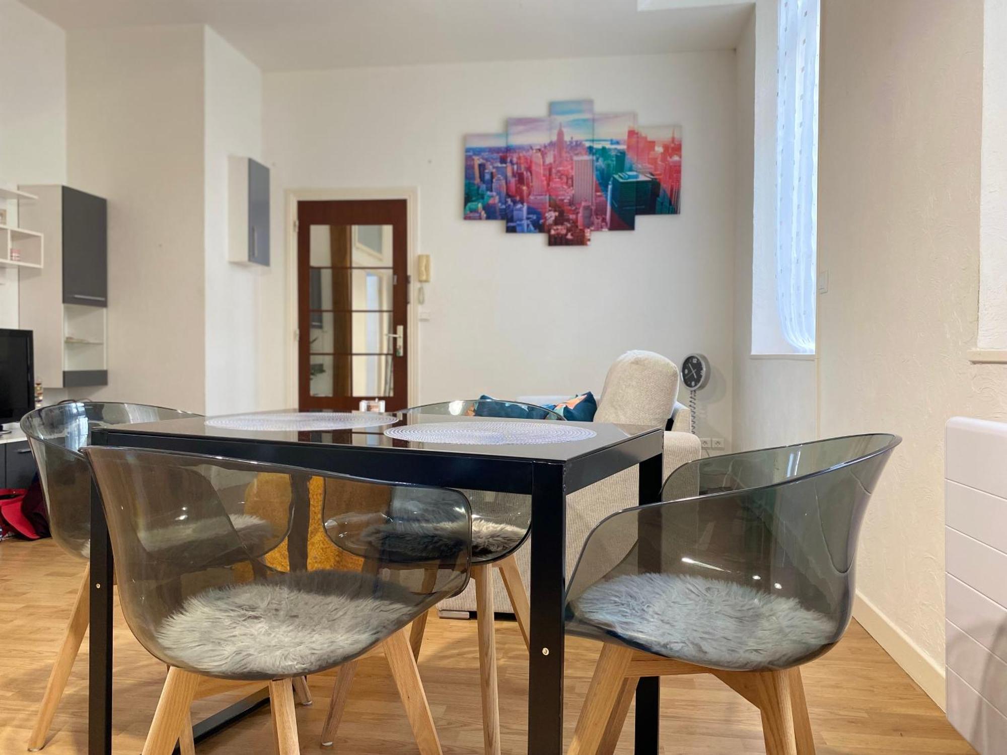 Appartement Coeur Centre Ville نويون المظهر الخارجي الصورة